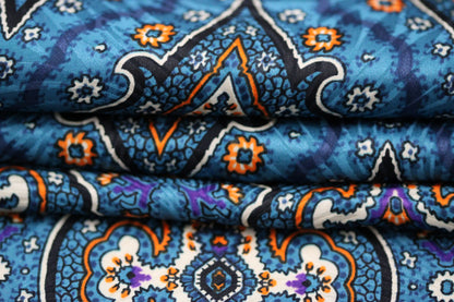 Tissu satin de soie - imprimé cachemire - ton bleu et orange - photo 2/5 | So Tissus
