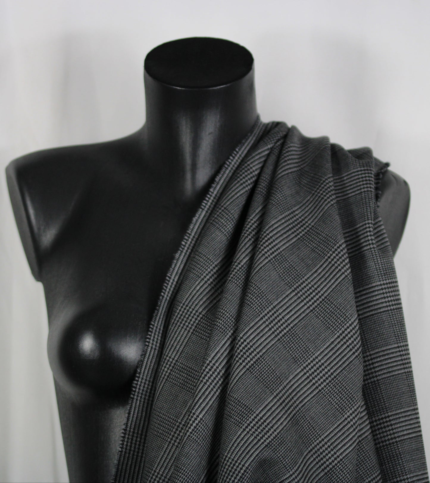 Tissu crêpe de laine stretch  - prince de galles - gris et noir - photo 3/5 | So Tissus