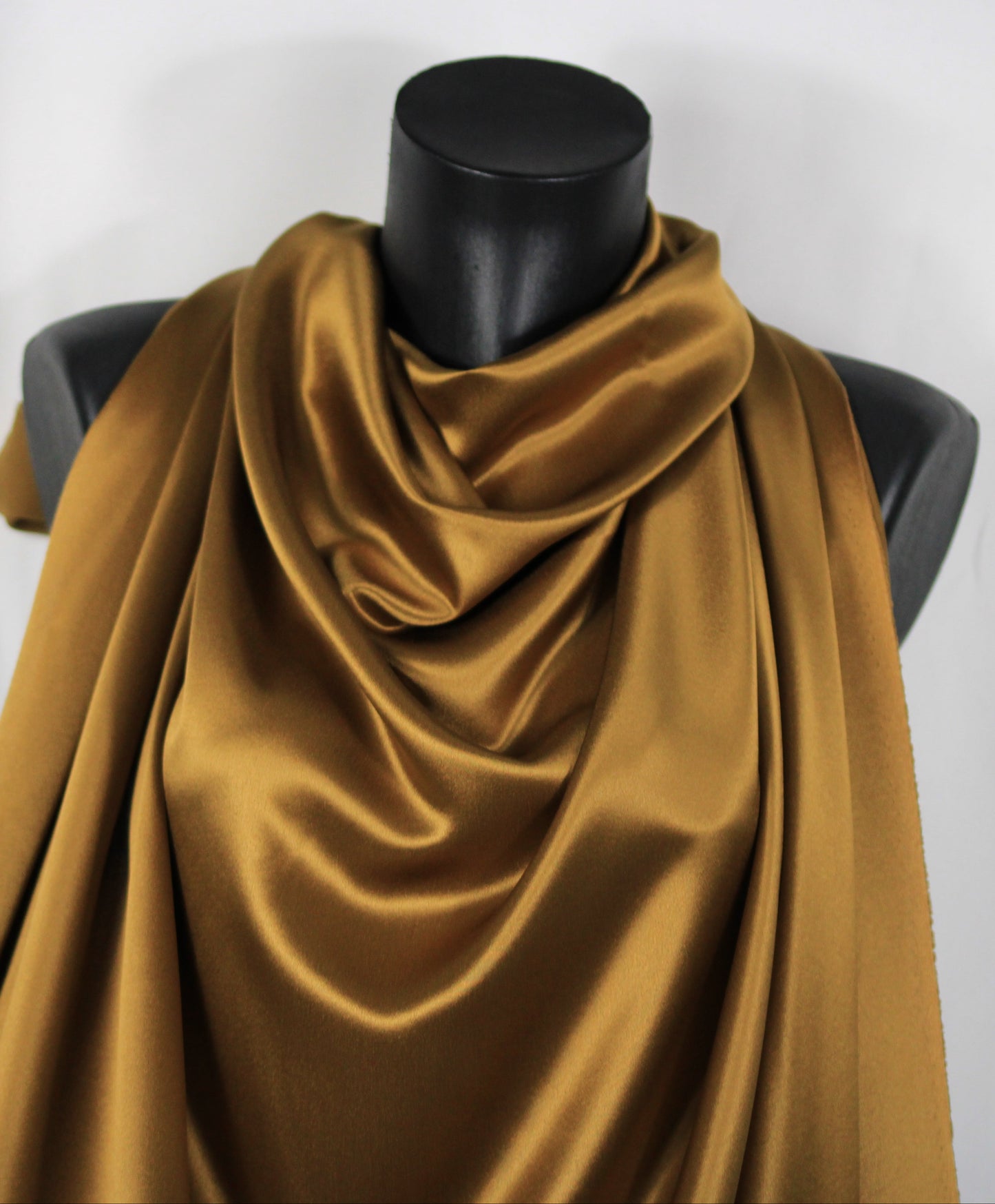 Tissu satin de soie - curcuma - photo 3/4 | So Tissus
