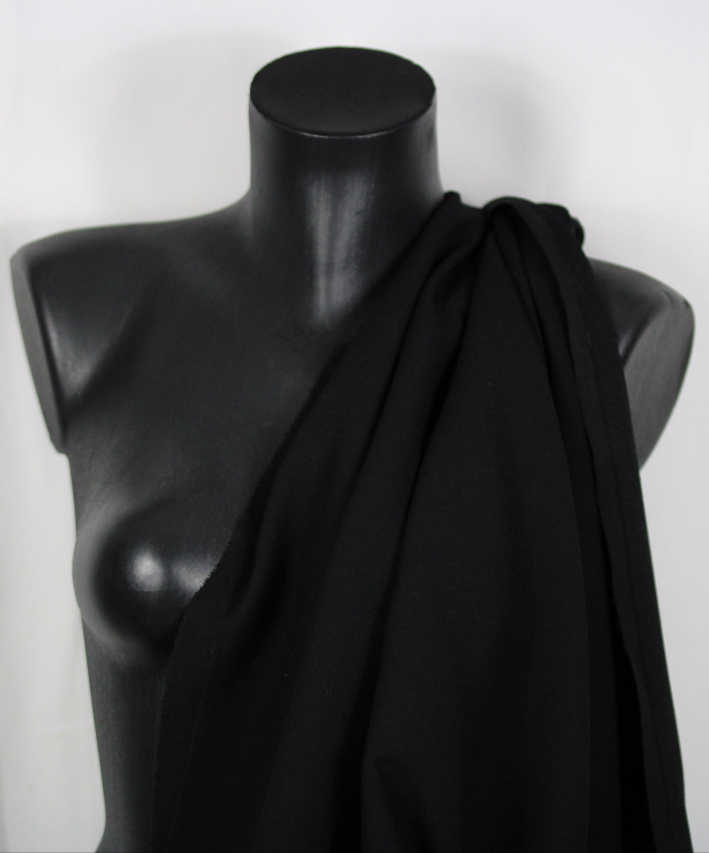 Tissu crêpe de laine japonais - noir - photo 3/4 | So Tissus