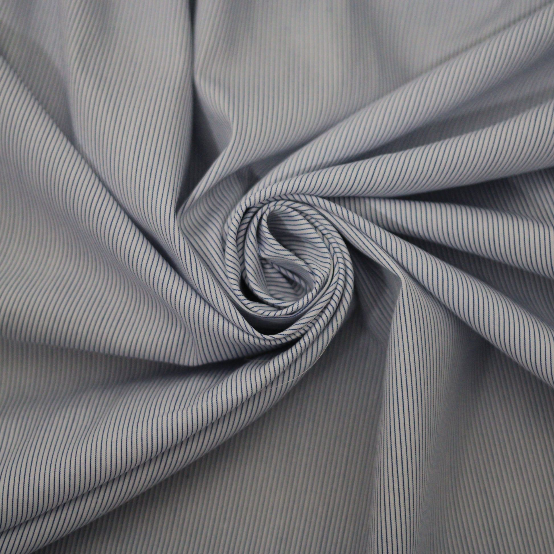 Tissu popeline coton - à rayure - blanc et bleu - photo 1/4 | So Tissus