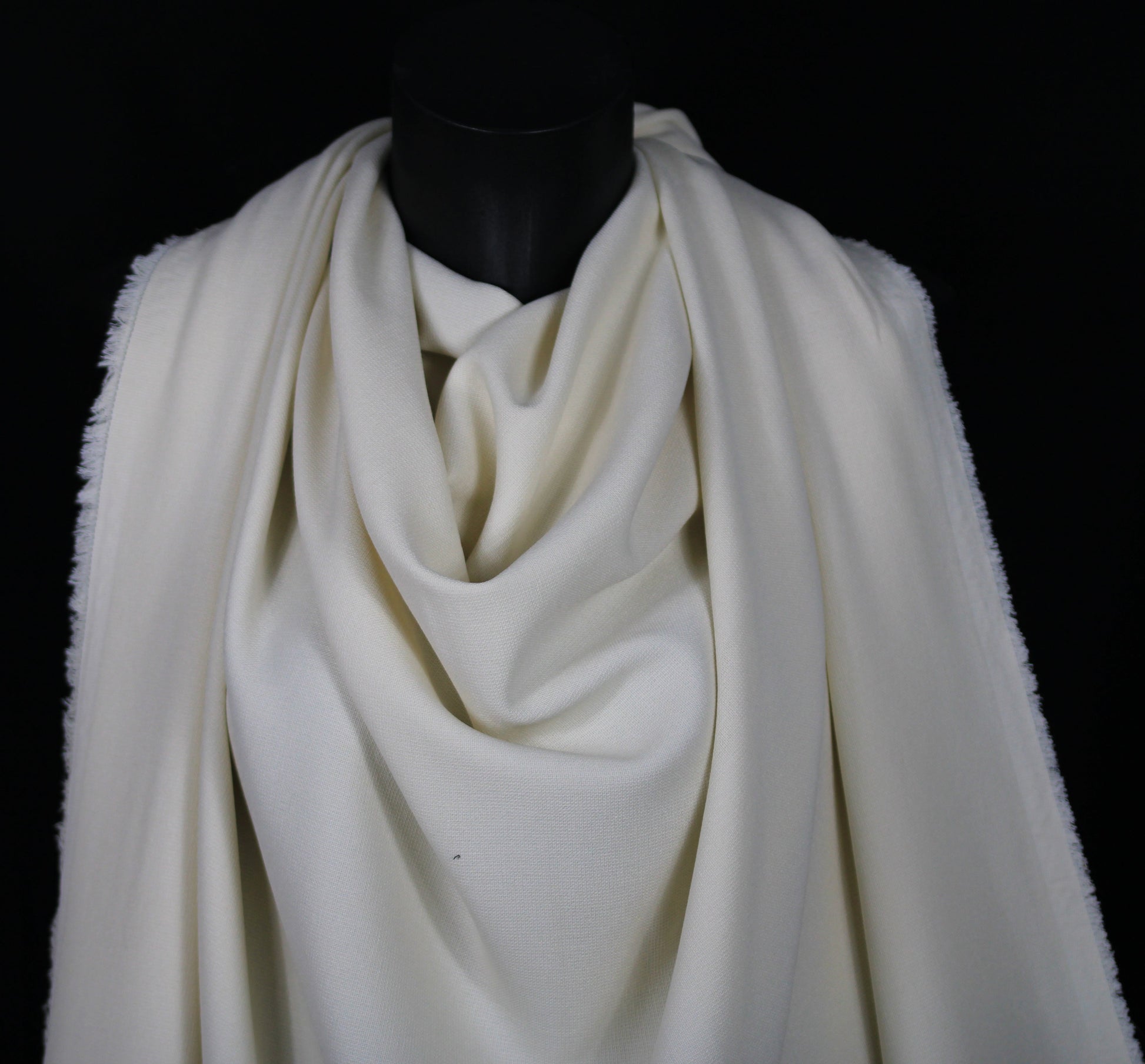Tissu crêpe lourd texturé - écru - photo 4/4 | So Tissus