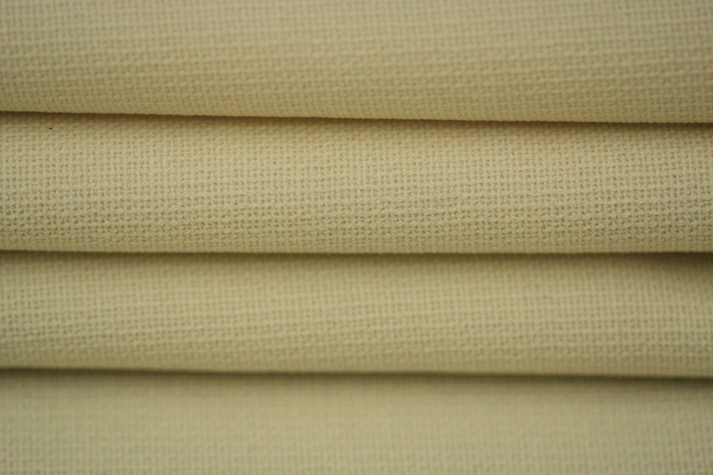 Tissu crêpe lourd texturé - écru - photo 2/4 | So Tissus