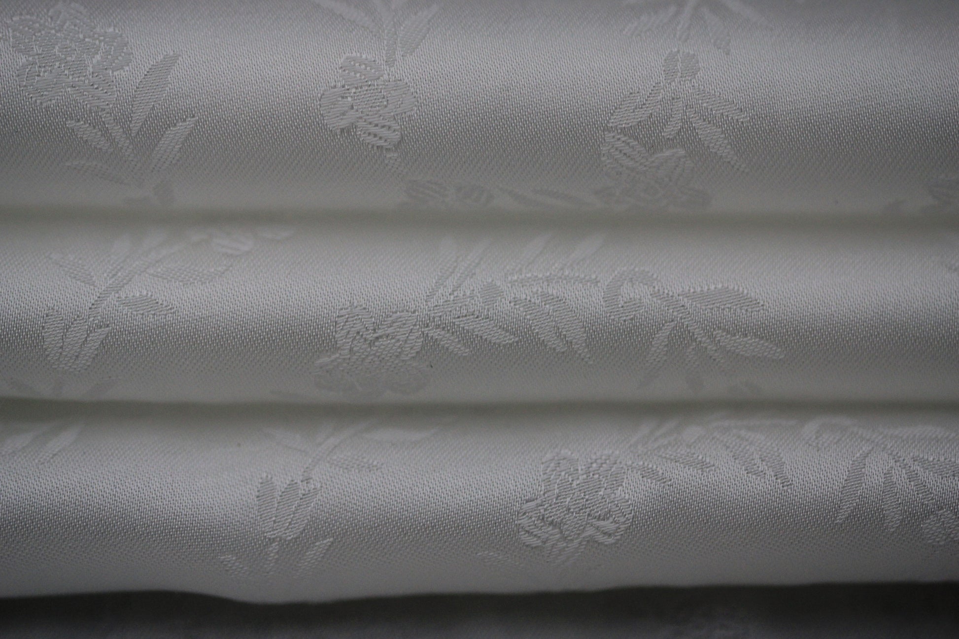 Tissu jacquard - motif fleuri - blanc - photo 2/4 | So Tissus