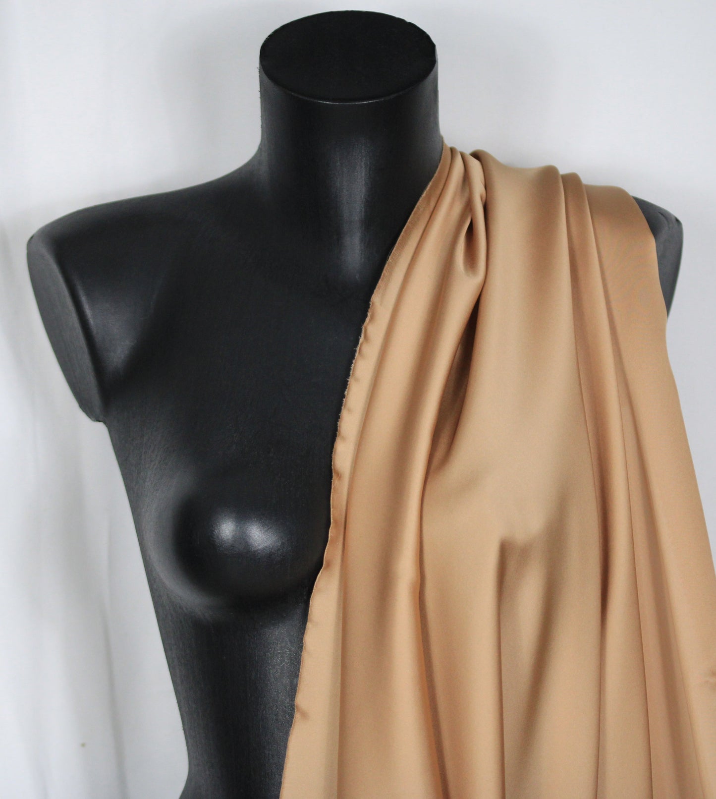 Tissu satin de soie fin - noisette live - photo 3/4 | So Tissus