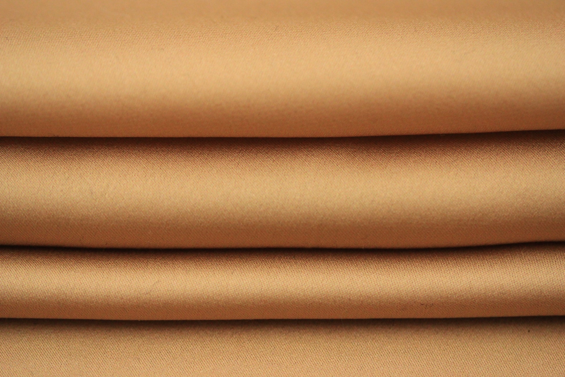 Tissu satin de soie fin - noisette live - photo 2/4 | So Tissus