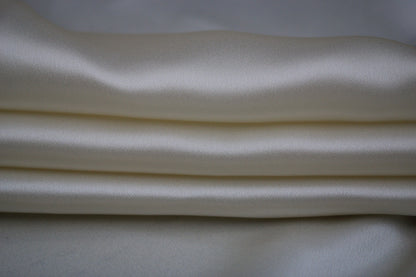 Tissu satin de soie  - écru - photo 2/4 | So Tissus