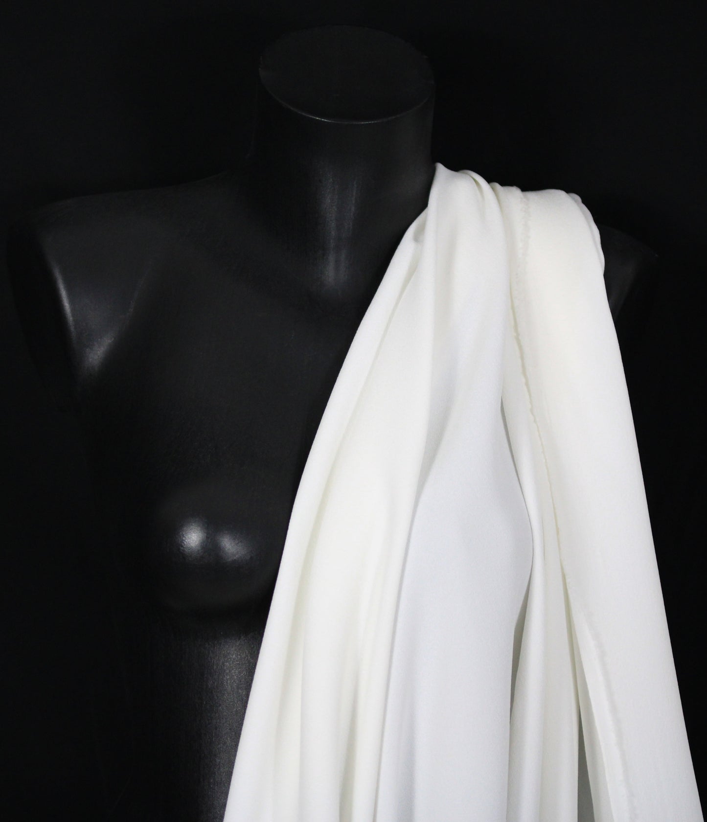 Tissu crêpe viscose prestige - blanc - photo 4/4 | So Tissus