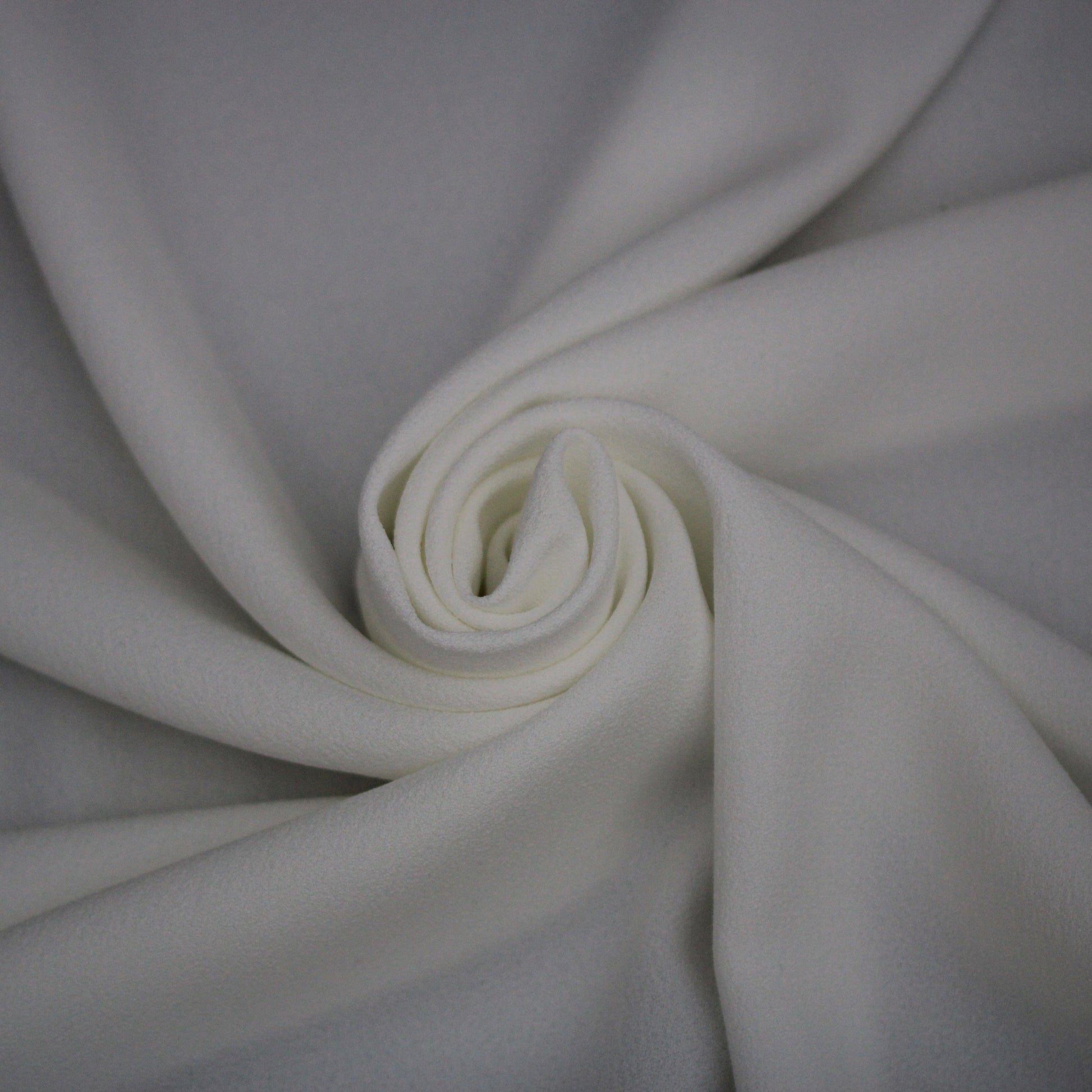 Tissu crêpe viscose prestige - blanc - photo 1/4 | So Tissus