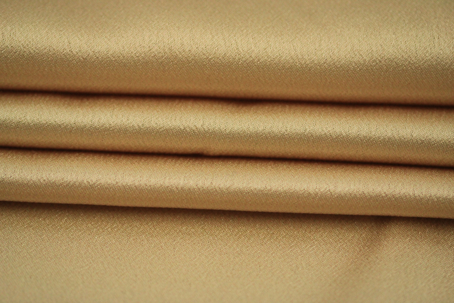 Tissu satin de soie - beige - photo 2/4 | So Tissus