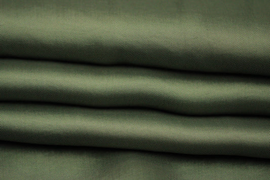 Tissu twill cupro - kaki - photo 2/4 | So Tissus