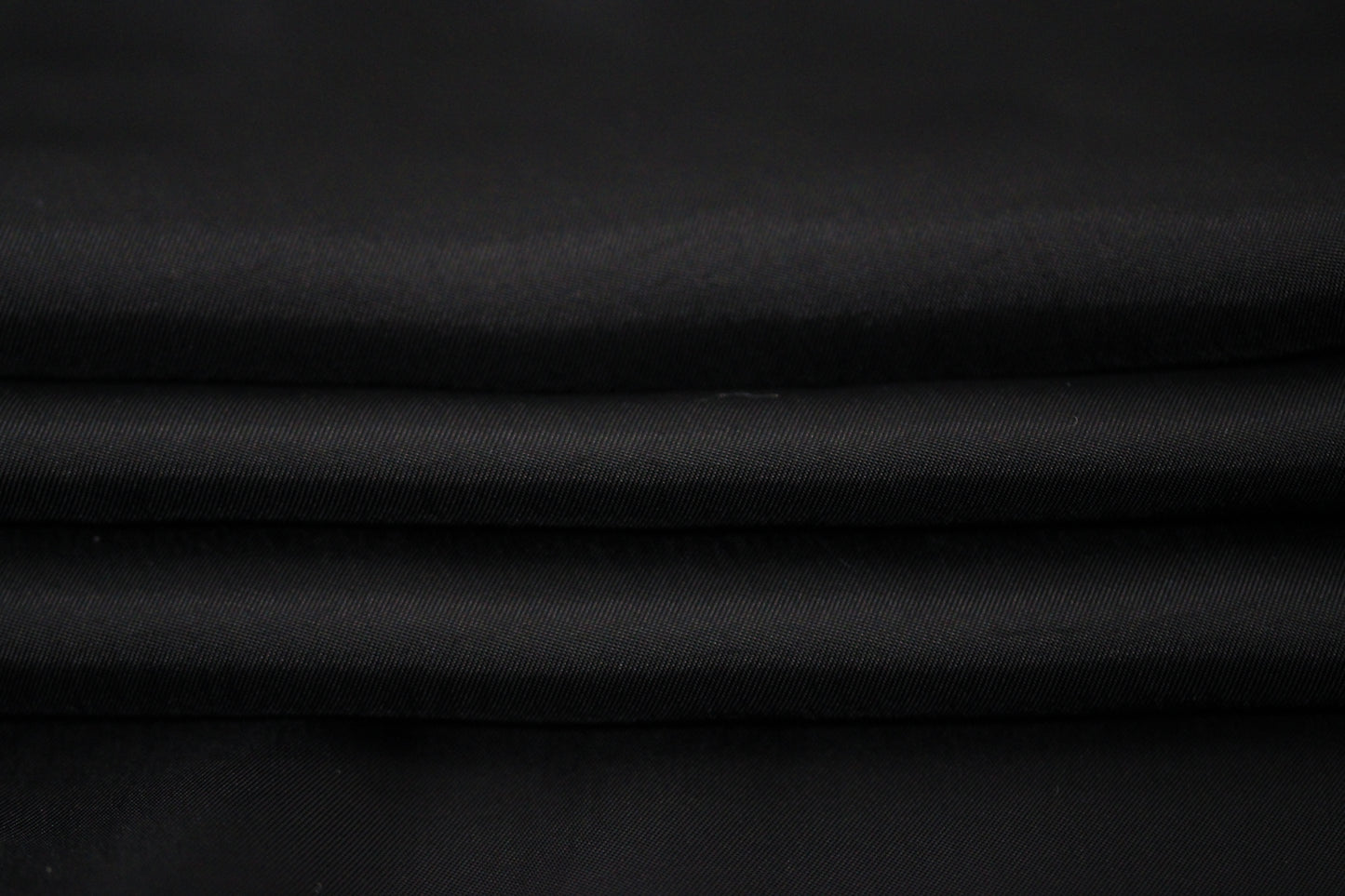Tissu twill cupro - noir - photo 2/4 | So Tissus
