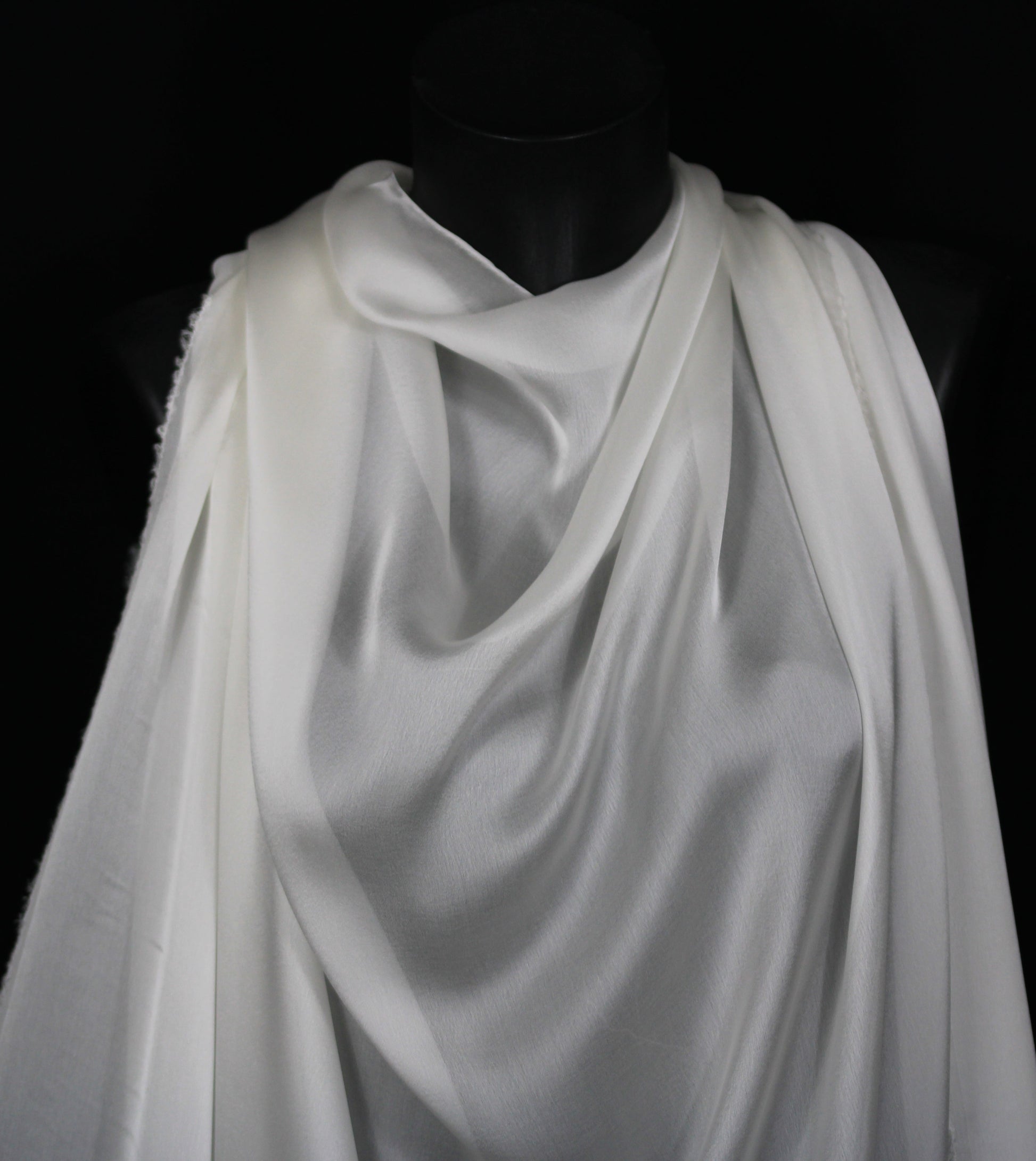 Tissu mousseline de soie satiné - blanc - photo 4/4 | So Tissus