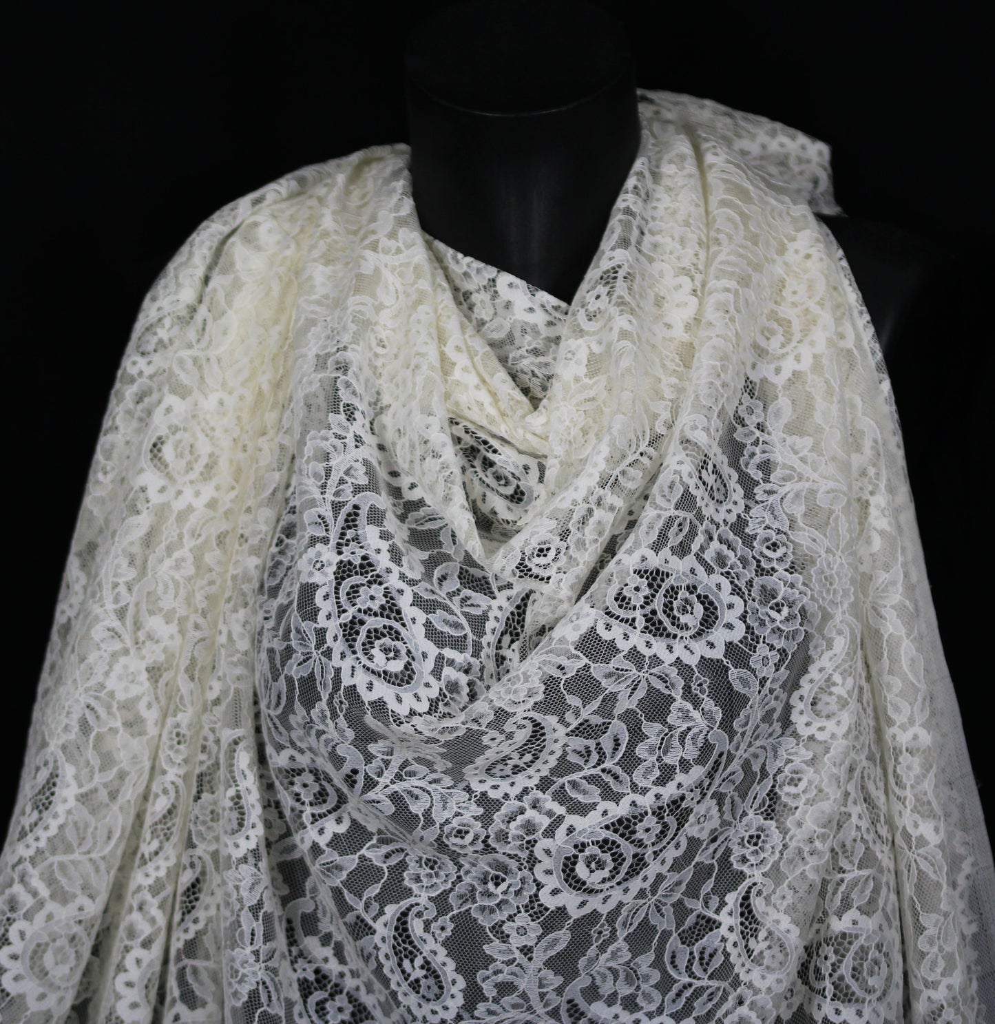 Tissu dentelle - motif fleuri - blanc - photo 4/5 | So Tissus