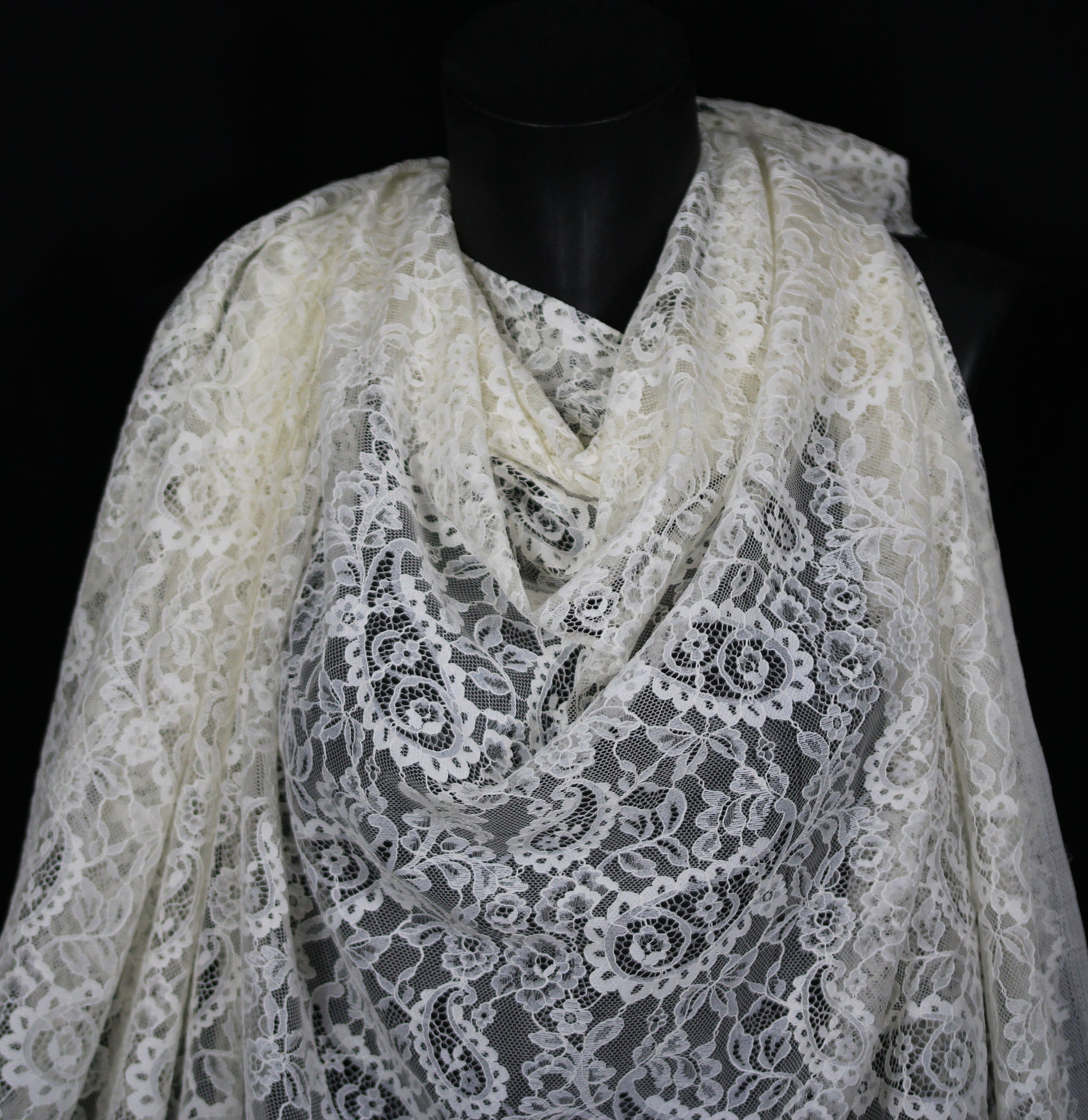 Tissu dentelle - motif fleuri - blanc - photo 4/5 | So Tissus