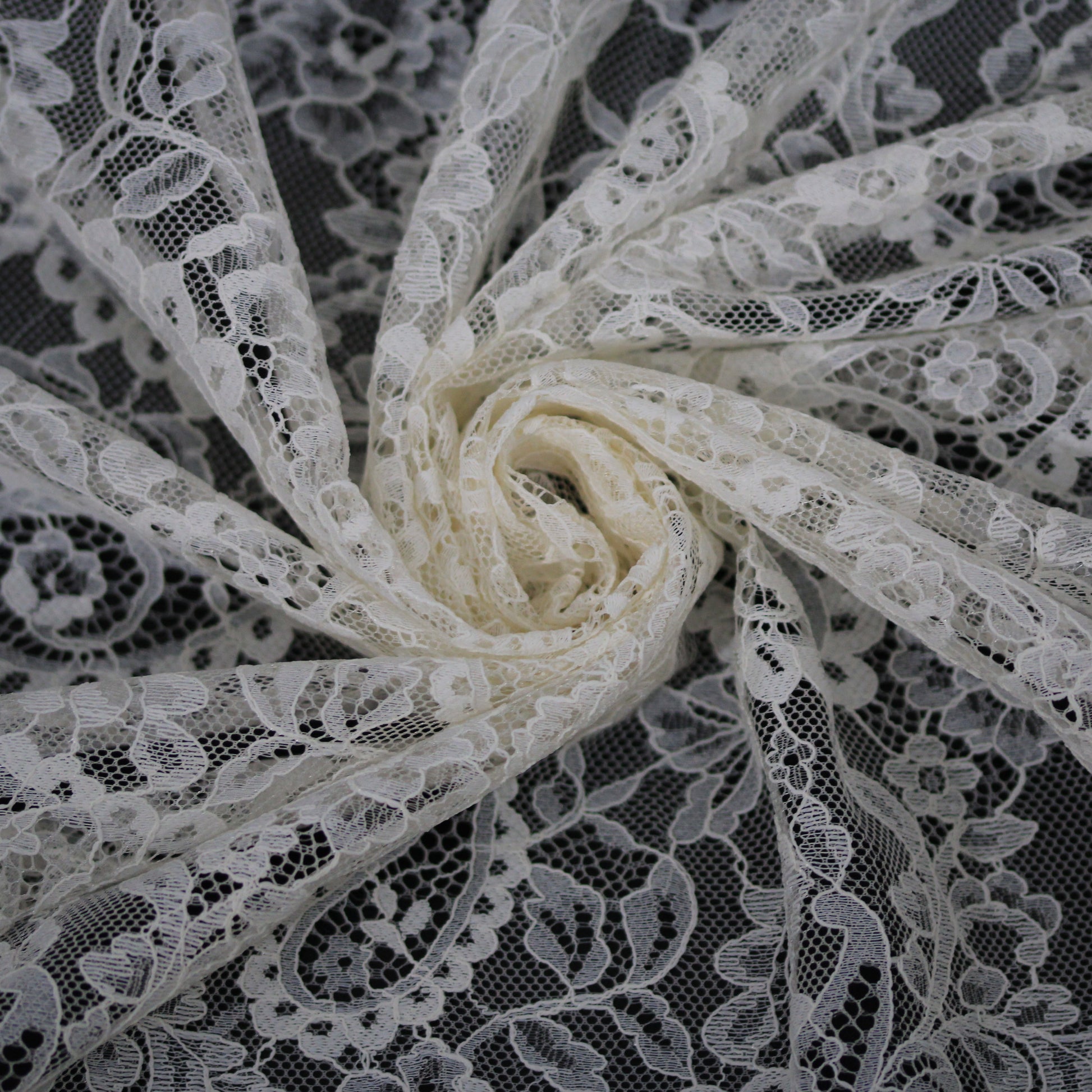 Tissu dentelle - motif fleuri - blanc - photo 1/5 | So Tissus