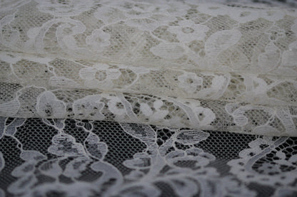 Tissu dentelle - motif fleuri - blanc - photo 2/5 | So Tissus