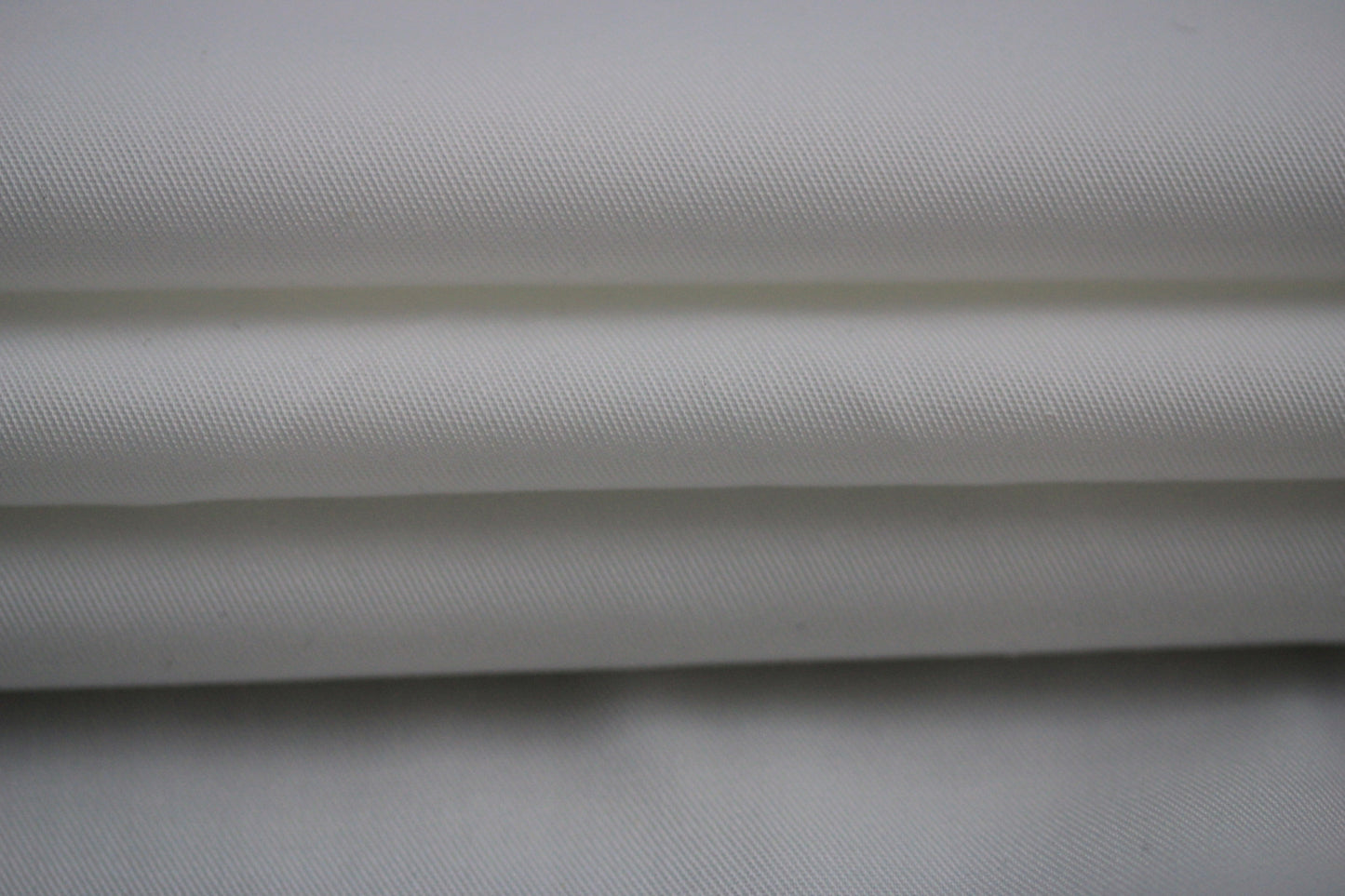 Tissu gabardine de coton prestige- blanc - photo 2/4 | So Tissus