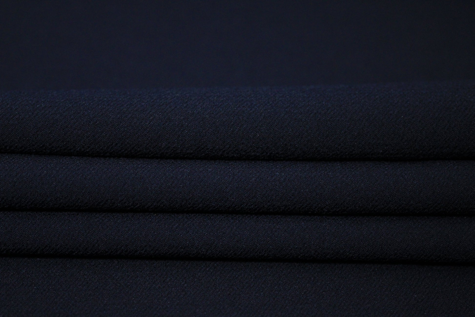 Tissu crêpe texturé - bleu marine - photo 2/4 | So Tissus