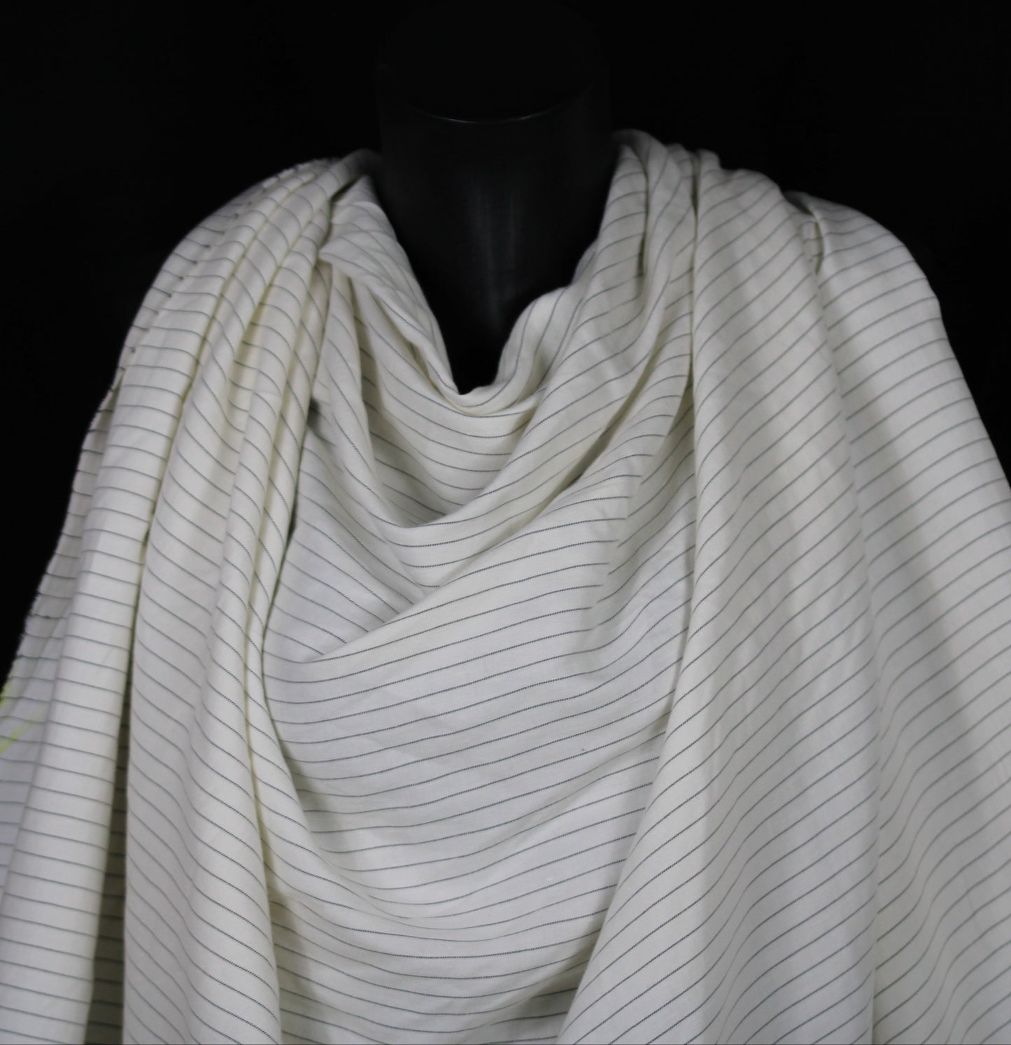 Tissu twill coton et lin -à rayures large - blanc et noir - photo 4/5 | So Tissus