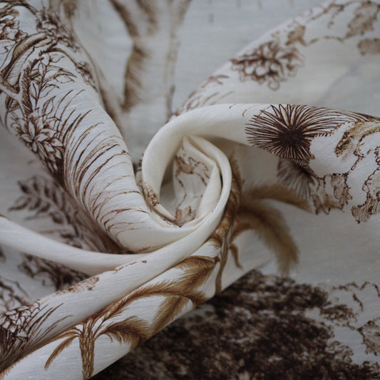 Tissu lin et soie  - imprime toile de jouy - écru et marron
