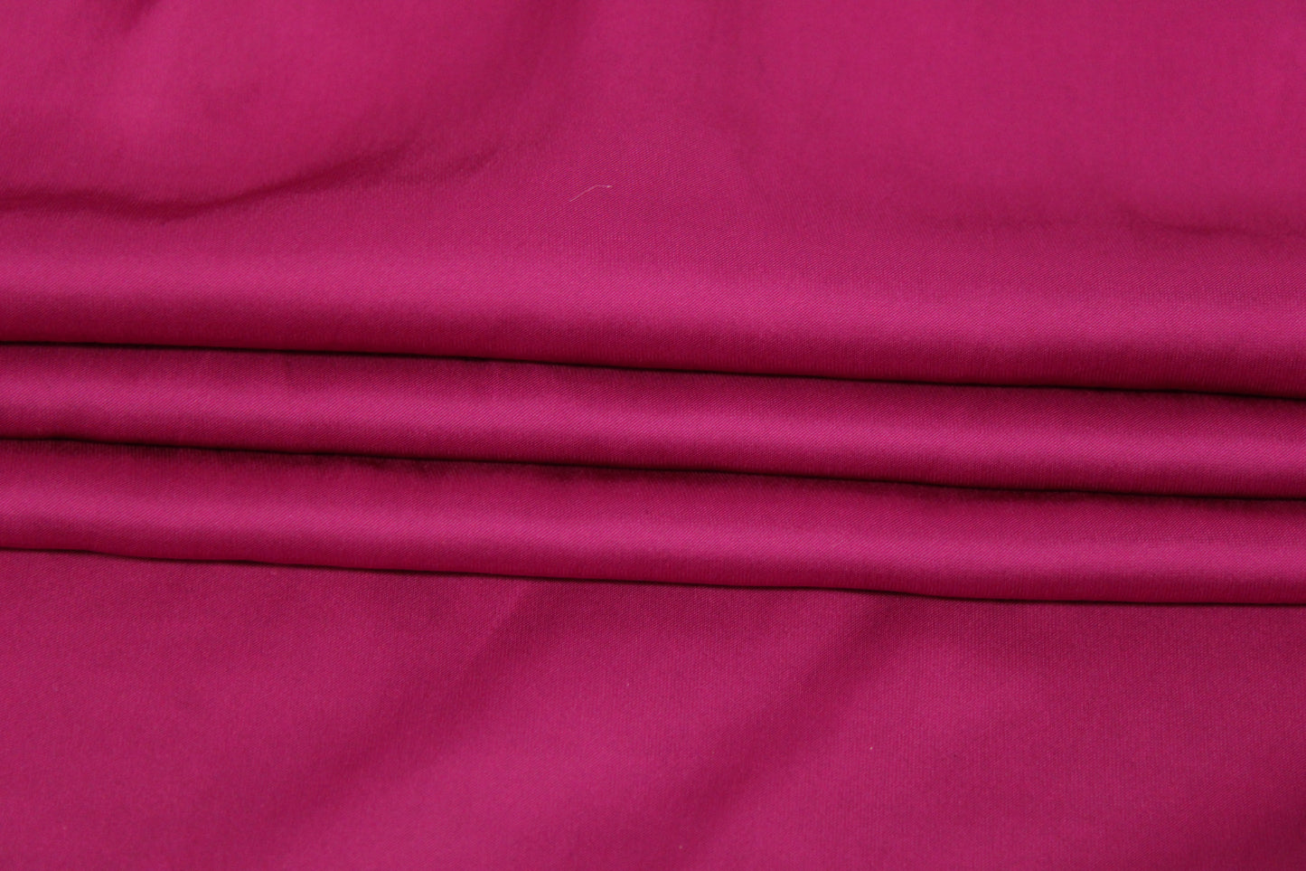 Tissu satin - magenta - photo 2/4 | So Tissus