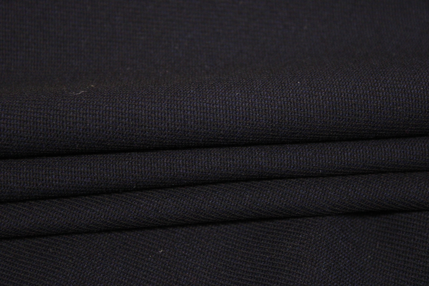 Tissu sergé viscose - bleu marine - photo 2/3 | So Tissus