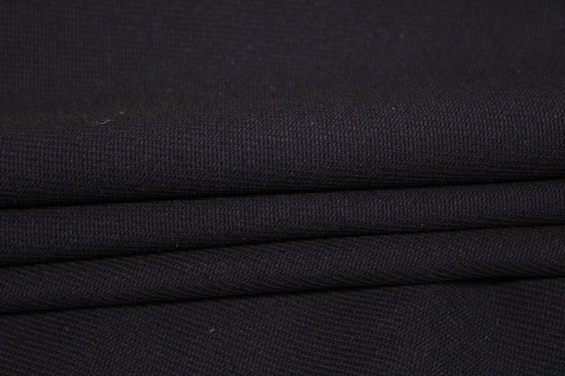 Tissu sergé viscose - bleu marine - photo 2/3 | So Tissus