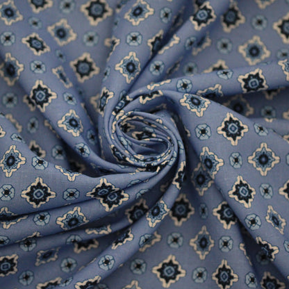 Tissu viscose - effet lin - imprimé baroque - ton bleu ciel
