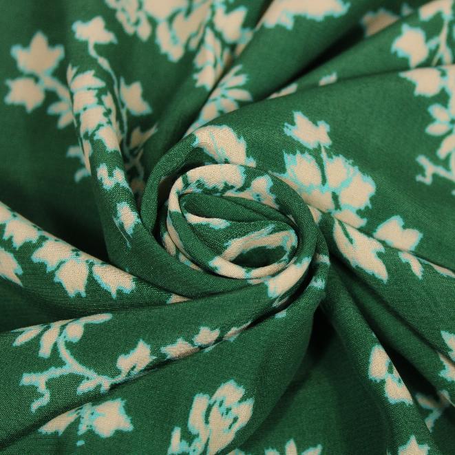 Tissu crêpe viscose - imprimé fleur abstraite - vert et blanc - photo 1/5 | So Tissus