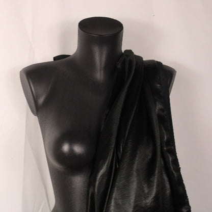 Tissu satin iridescent - noir - photo 3/4 | So Tissus