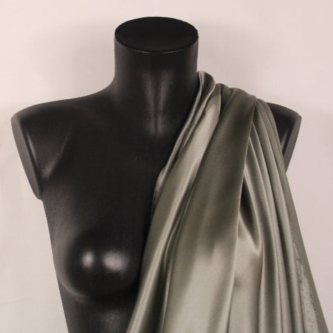 Tissu satin de soie - gris - photo 3/4 | So Tissus
