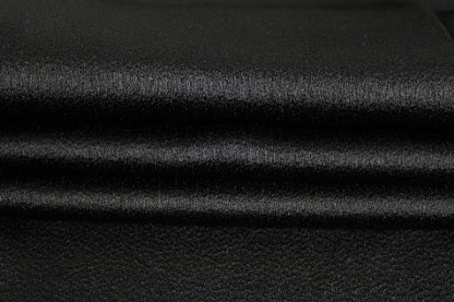 Tissu crêpe envers satin - noir - photo 2/4 | So Tissus