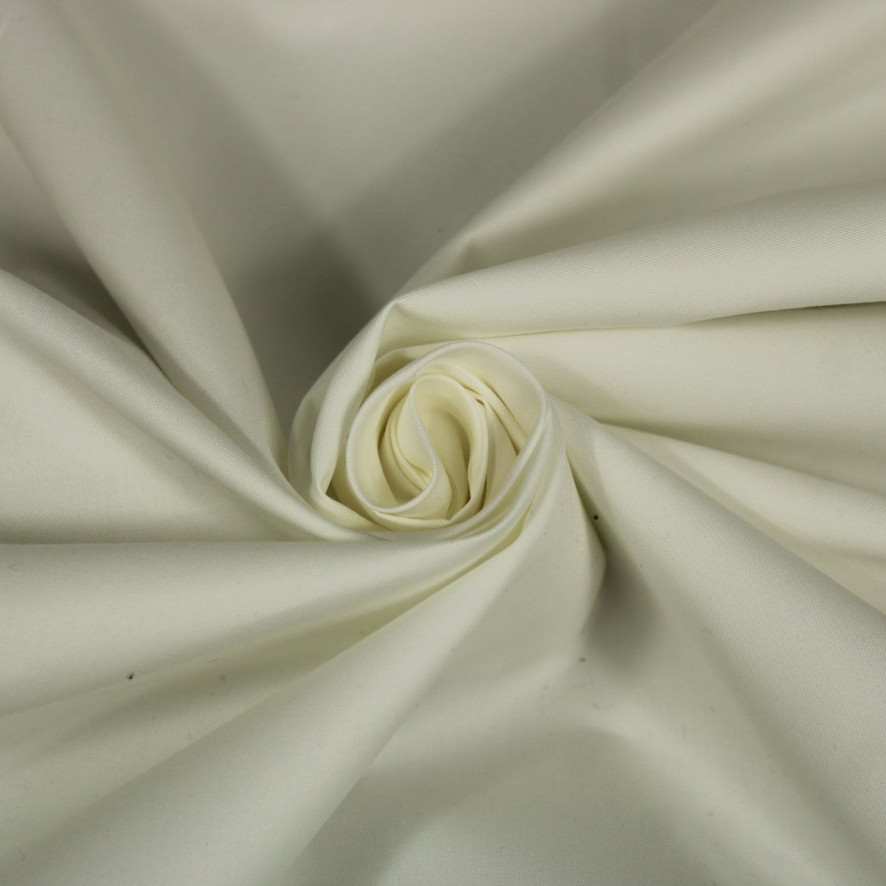 Tissu gabardine fine de coton - imperméable - blanc - photo 1/4 | So Tissus