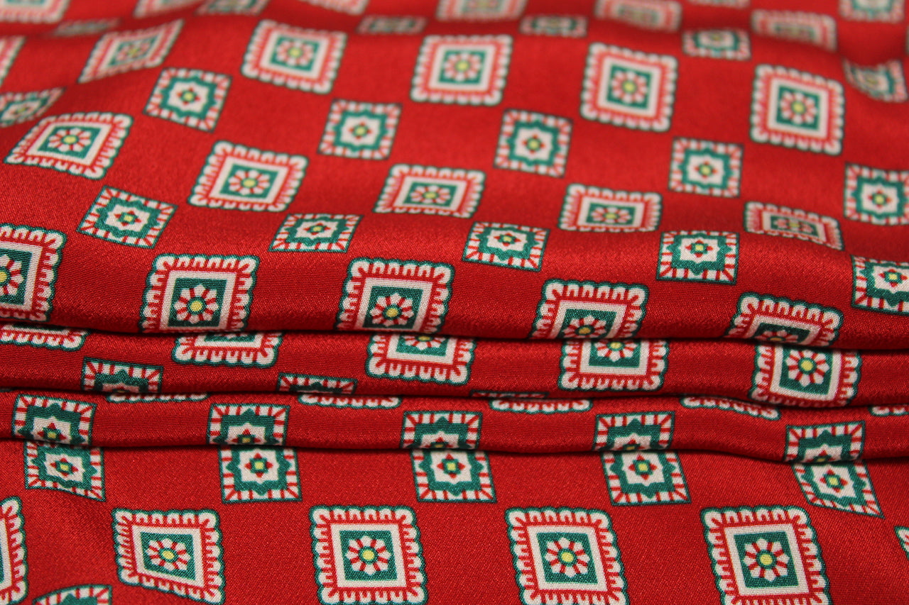 Tissu crêpe de chine 100% soie - imprimé carré - rouge et vert - photo 2/5 | So Tissus