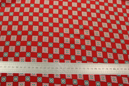Tissu crêpe de chine 100% soie - imprimé carré - rouge et vert - photo 5/5 | So Tissus