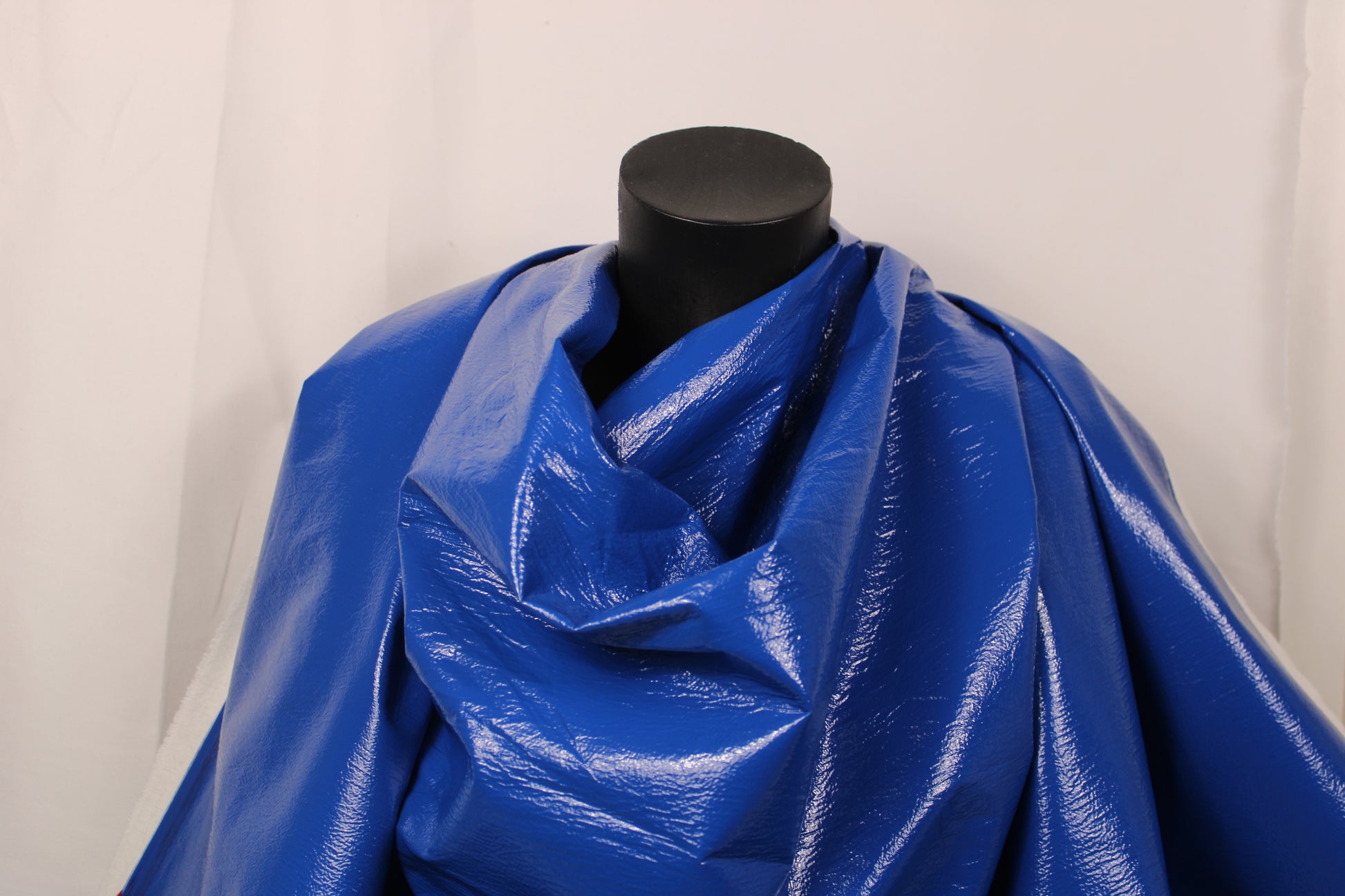 Tissu vinyle - bleu électrique - photo 4/4 | So Tissus