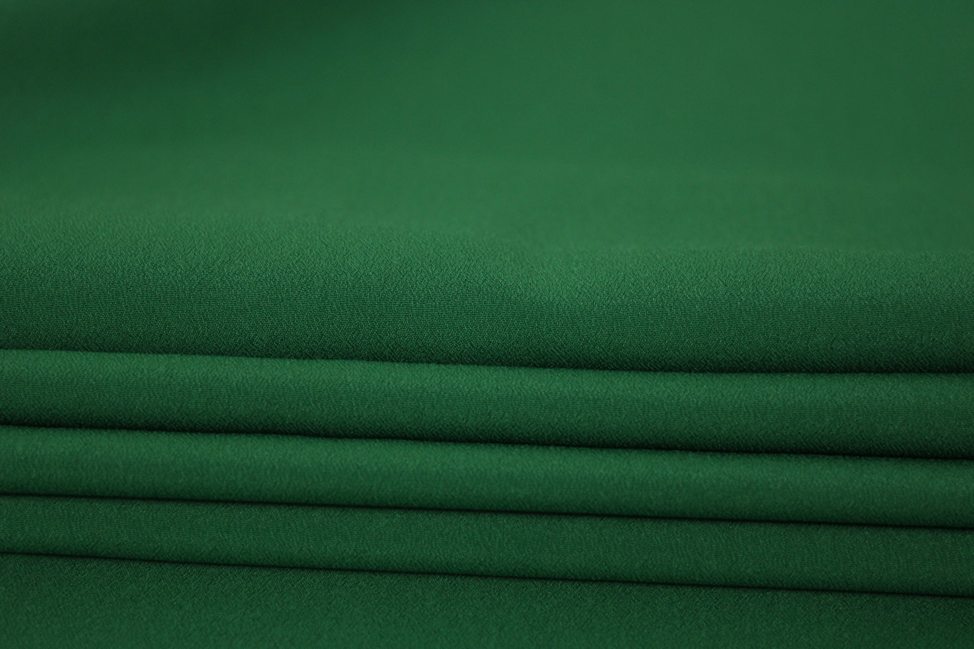 Tissu crêpe - vert prairie - photo 2/3 | So Tissus