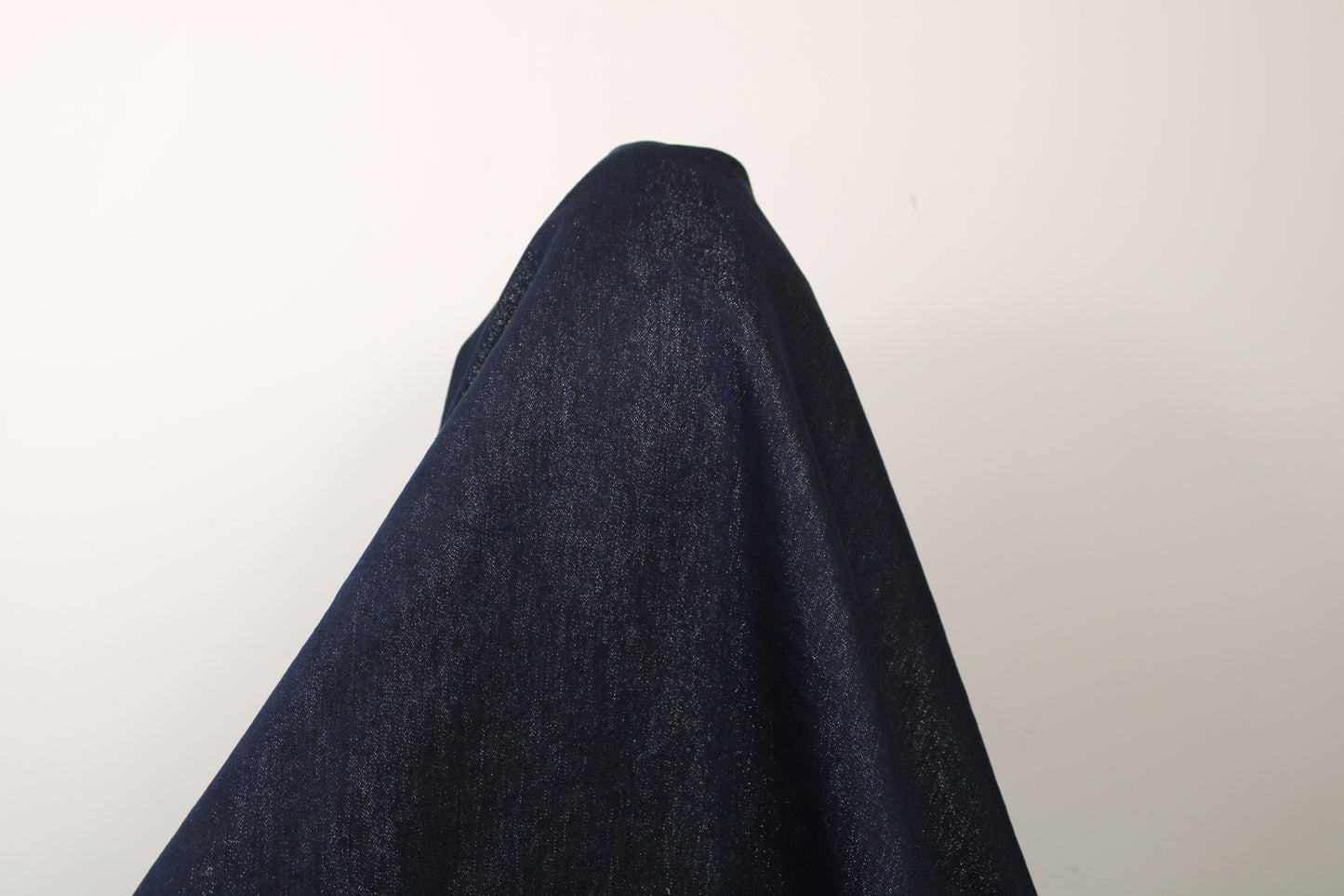 Tissu denim - brut et argenté - photo 3/4 | So Tissus
