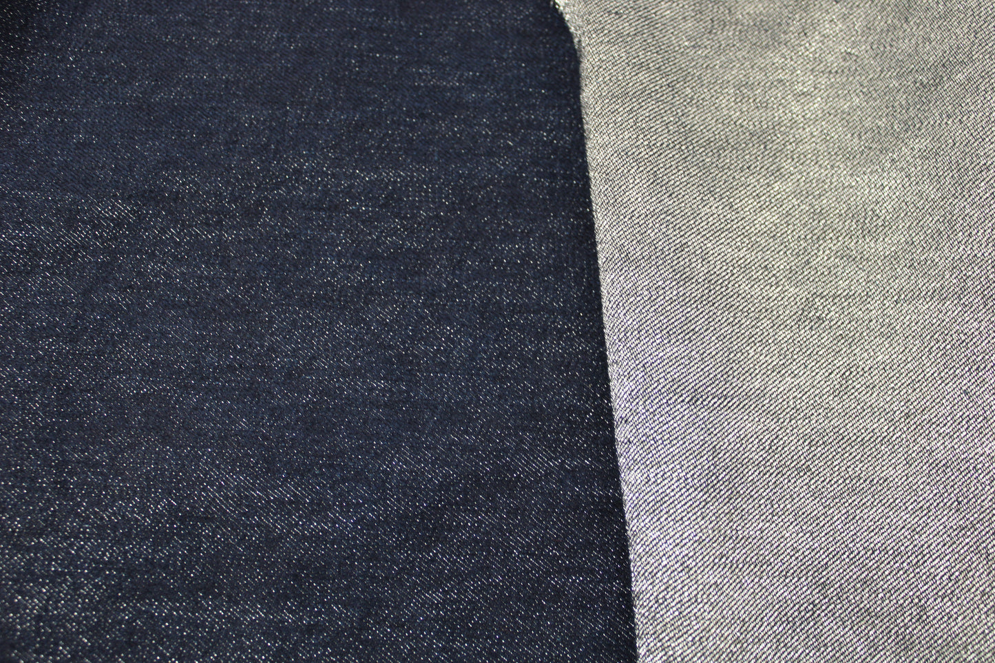 Tissu denim - brut et argenté - photo 4/4 | So Tissus