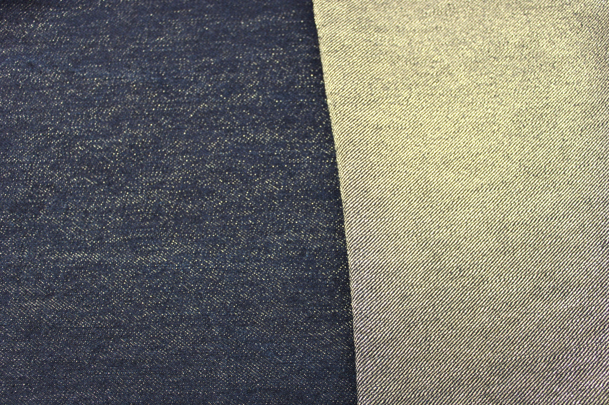 Tissu denim - brut et doré - photo 4/4 | So Tissus