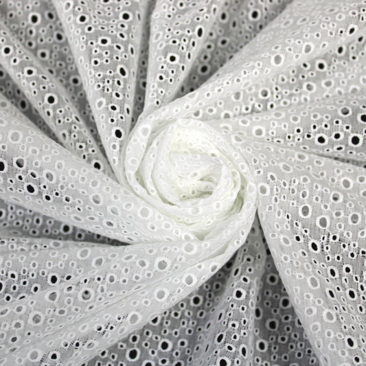 Tissu broderie anglaise - blanc - photo 1/4 | So Tissus