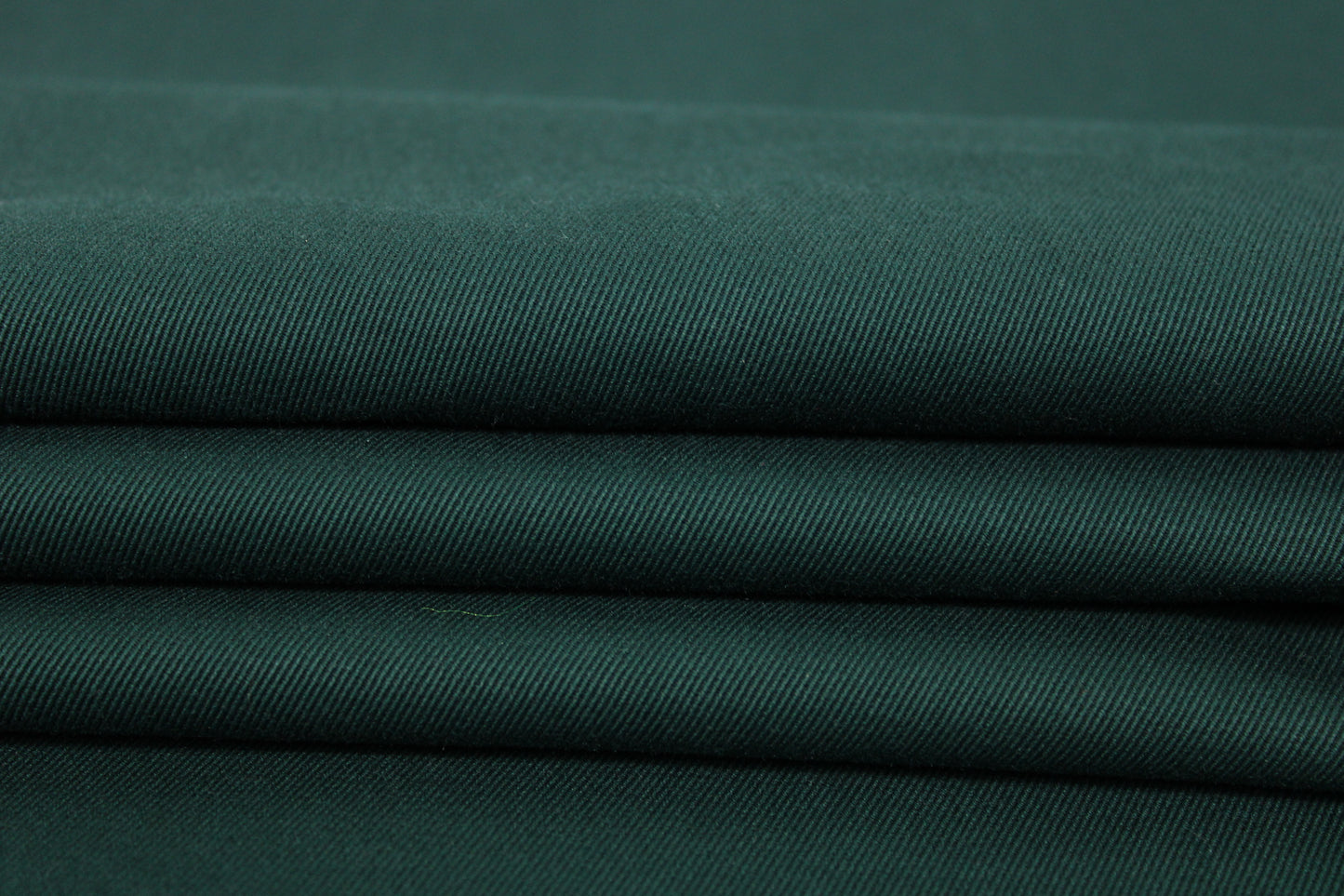 Tissu gabardine de coton prestige - vert sapin - photo 2/3 | So Tissus