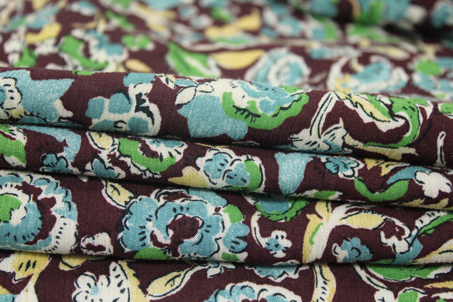Tissu crêpon viscose - petite fleurs bleus - photo 2/5 | So Tissus