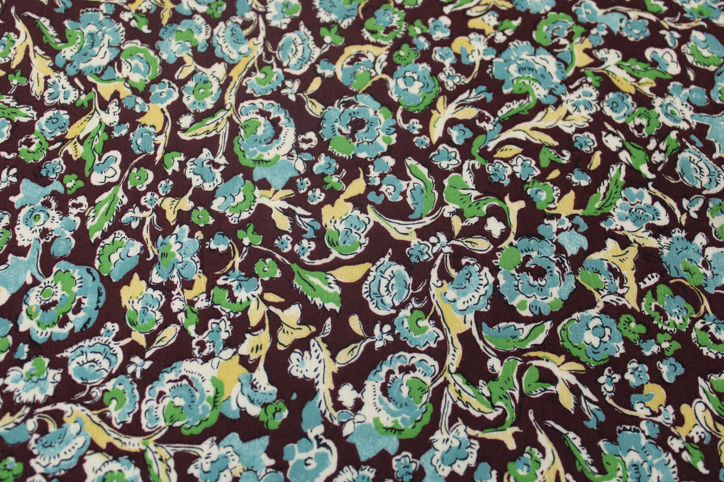 Tissu crêpon viscose - petite fleurs bleus - photo 4/5 | So Tissus
