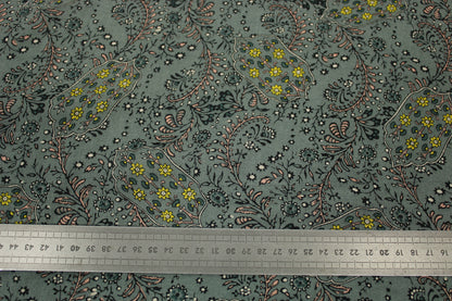 Tissu crêpe viscose - imprimé fleuri - ton gris vert - photo 5/5 | So Tissus