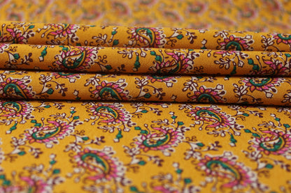 Tissu crêpe viscose - imprimé cachemire fleuri - ton orange - photo 2/4 | So Tissus