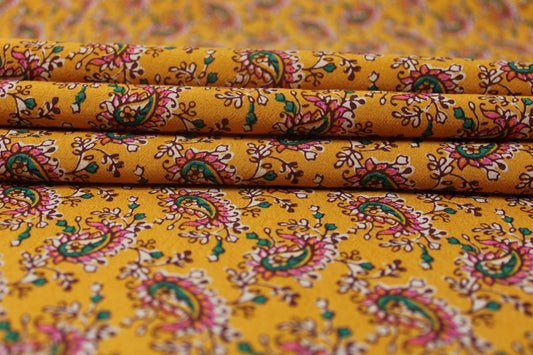 Tissu crêpe viscose - imprimé cachemire fleuri - ton orange - photo 2/4 | So Tissus