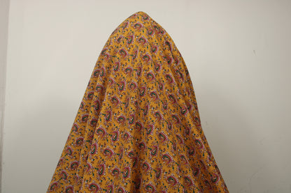 Tissu crêpe viscose - imprimé cachemire fleuri - ton orange - photo 3/4 | So Tissus