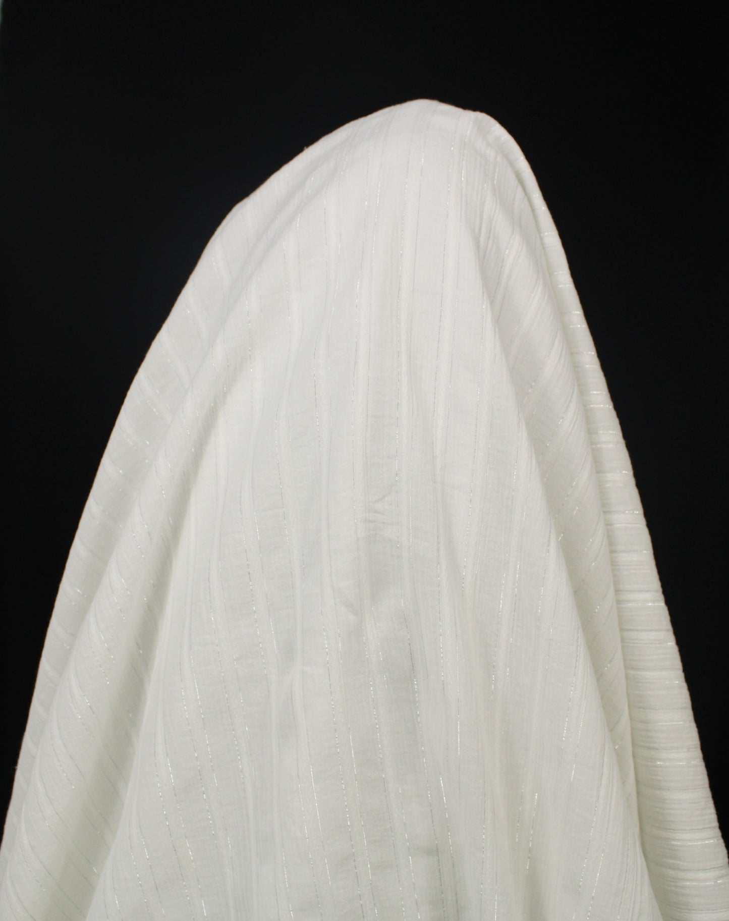 Tissu gaze de coton - blanc à rayures argenté - photo 3/4 | So Tissus